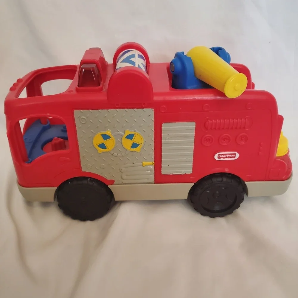 Fisher-Price Little People Helping Others Fire Truck with Lights‎ and Sounds